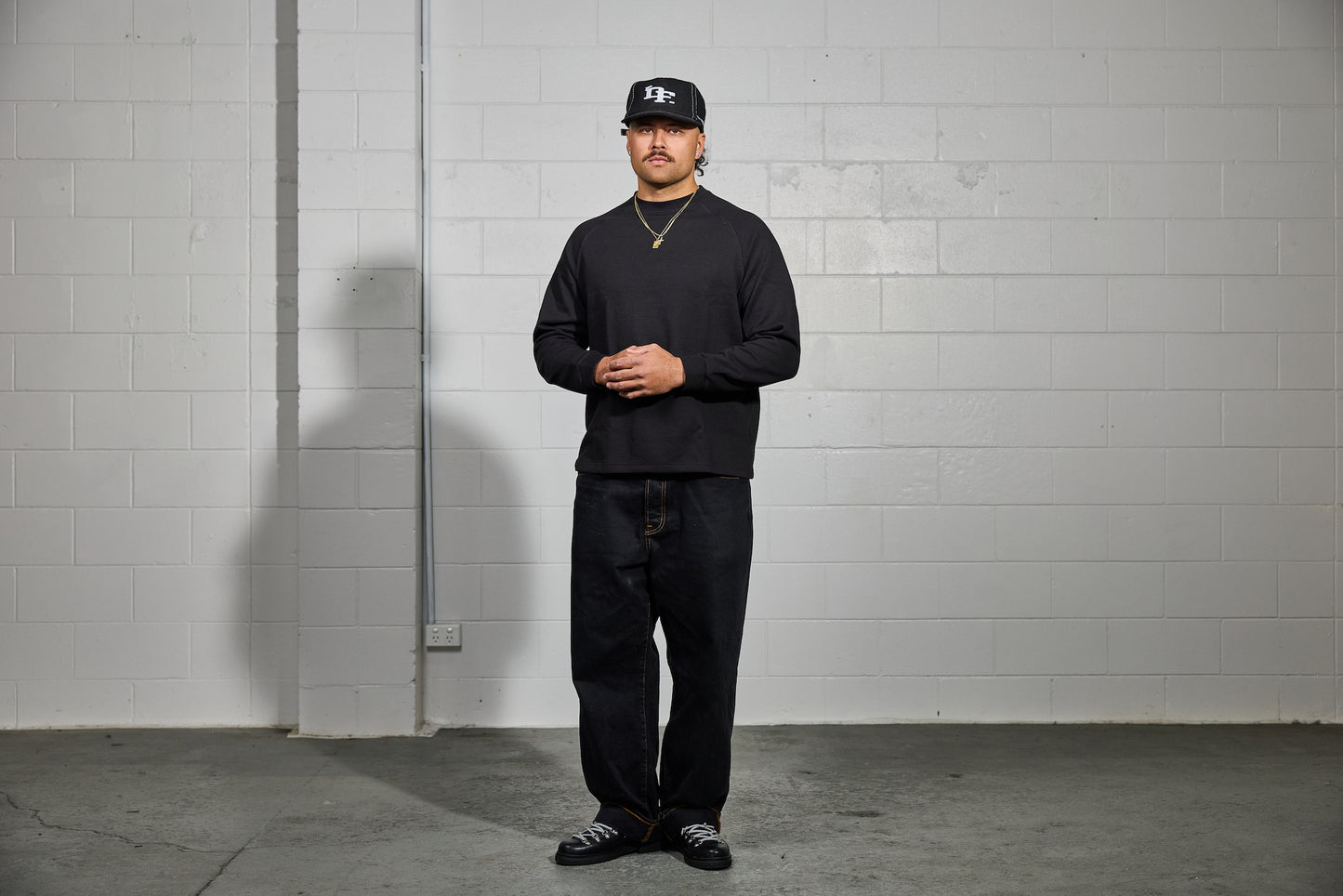 BLACK WAFFLE LONGSLEEVE SHIRT