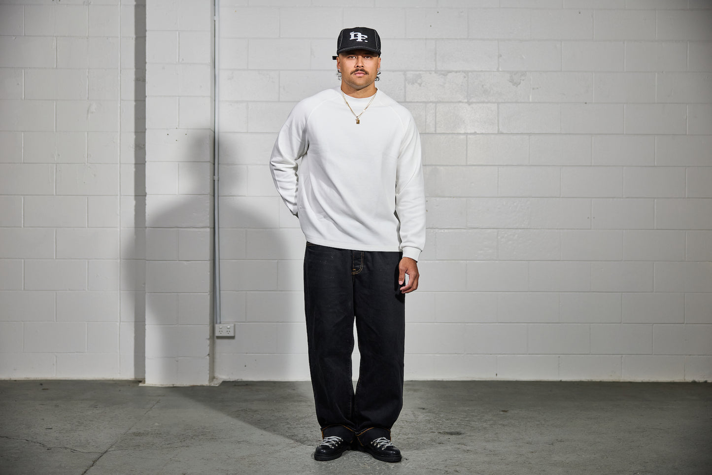 WHITE WAFFLE LONGSLEEVE SHIRT